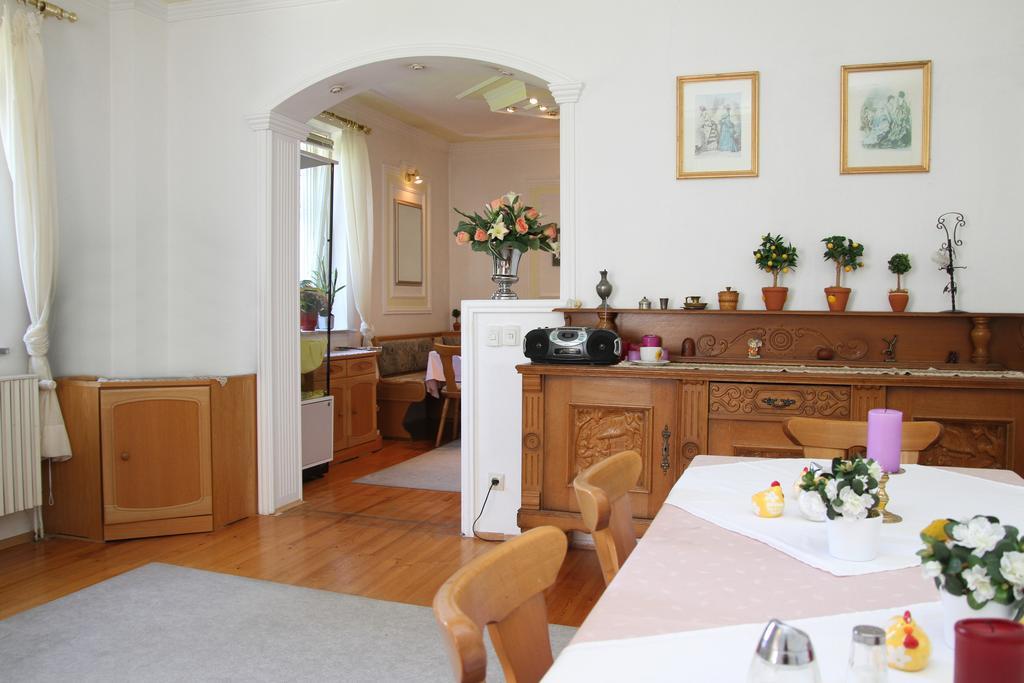 Romantic-Pension Albrecht - Since 1901 Hohenschwangau Buitenkant foto