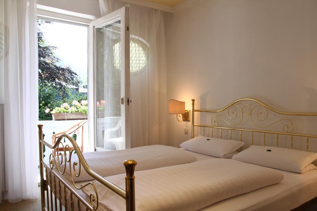 Romantic-Pension Albrecht - Since 1901 Hohenschwangau Buitenkant foto
