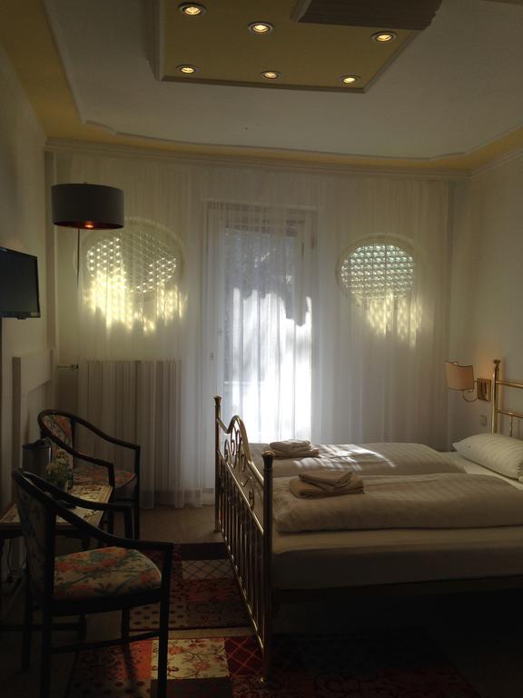 Romantic-Pension Albrecht - Since 1901 Hohenschwangau Buitenkant foto